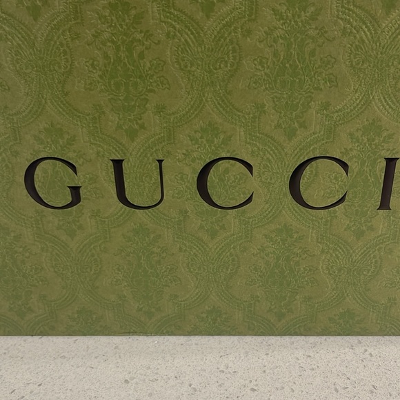 Gucci sturdy shopping bag - Picture 2 of 7